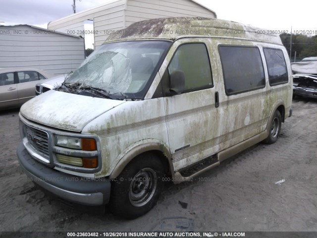 1GDFG15WXY1152104 - 2000 GMC SAVANA RV G1500 WHITE photo 2