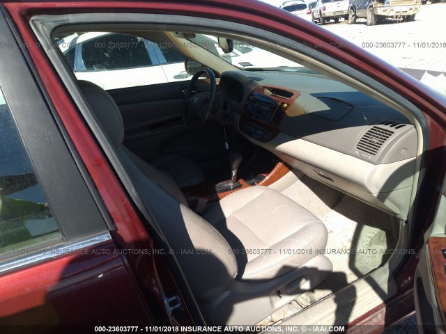 4T1BE32K03U249904 - 2003 TOYOTA CAMRY LE/XLE/SE MAROON photo 5