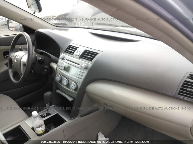 4T1BF3EK5AU551551 - 2010 TOYOTA CAMRY SE/LE/XLE 绿色 照片 5