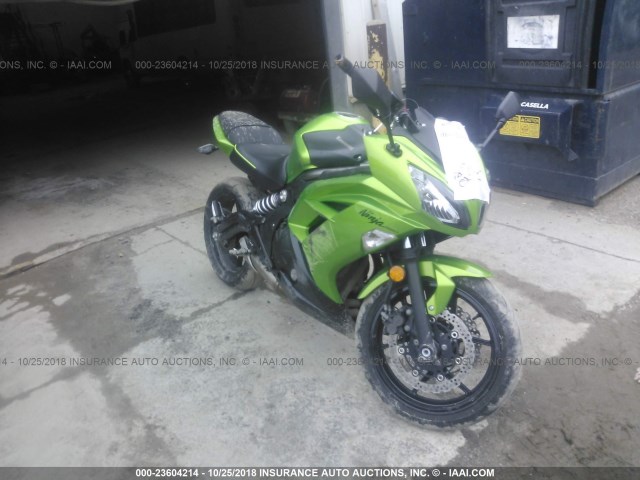 JKAEXEE12CDA04576 - 2012 KAWASAKI EX650 EC GREEN photo 1