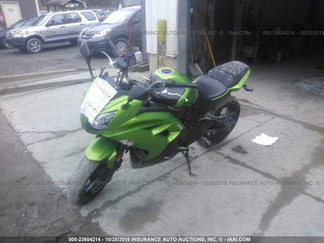 JKAEXEE12CDA04576 - 2012 KAWASAKI EX650 EC GREEN photo 2