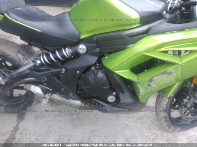 JKAEXEE12CDA04576 - 2012 KAWASAKI EX650 EC GREEN photo 8