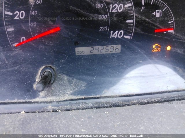 4T1BE32K85U054605 - 2005 TOYOTA CAMRY LE/XLE/SE SILVER photo 7