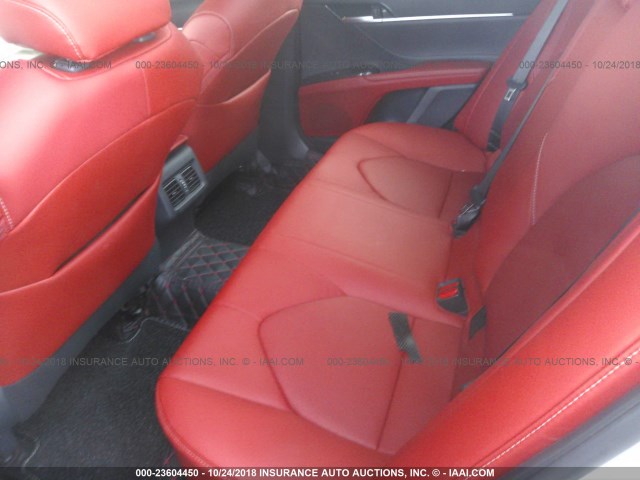 4T1B61HK3JU084730 - 2018 TOYOTA CAMRY XSE WHITE photo 8