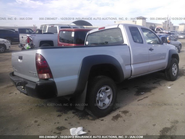 5TETU62N58Z532613 - 2008 TOYOTA TACOMA PRERUNNER ACCESS CAB GRAY photo 4