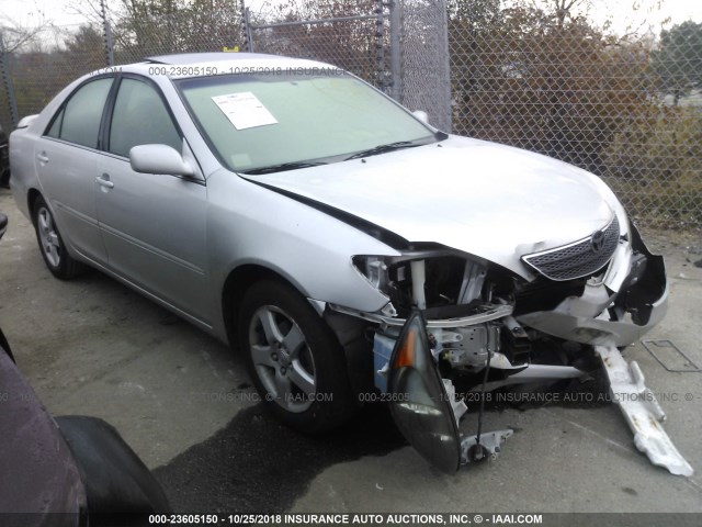 4T1BE32K74U863849 - 2004 TOYOTA CAMRY LE/XLE/SE SILVER photo 1