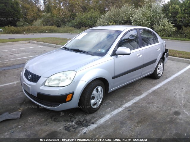 KNADE123576222697 - 2007 KIA RIO LX/SX GRAY photo 2