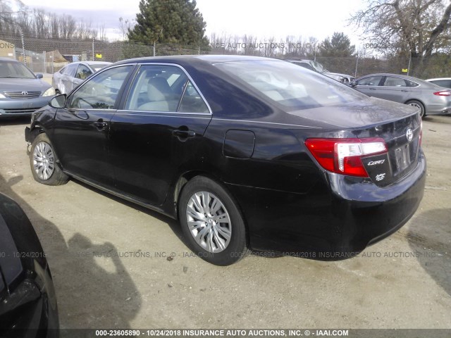 4T1BF1FK4EU347834 - 2014 TOYOTA CAMRY L/SE/LE/XLE Qara foto 3