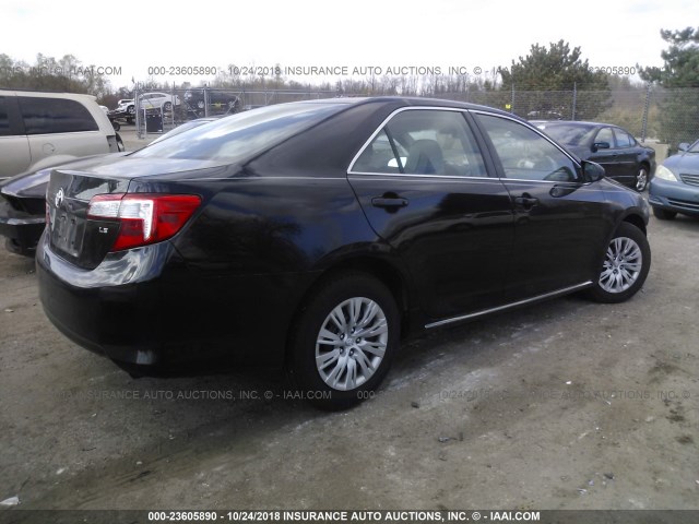 4T1BF1FK4EU347834 - 2014 TOYOTA CAMRY L/SE/LE/XLE Qara foto 4