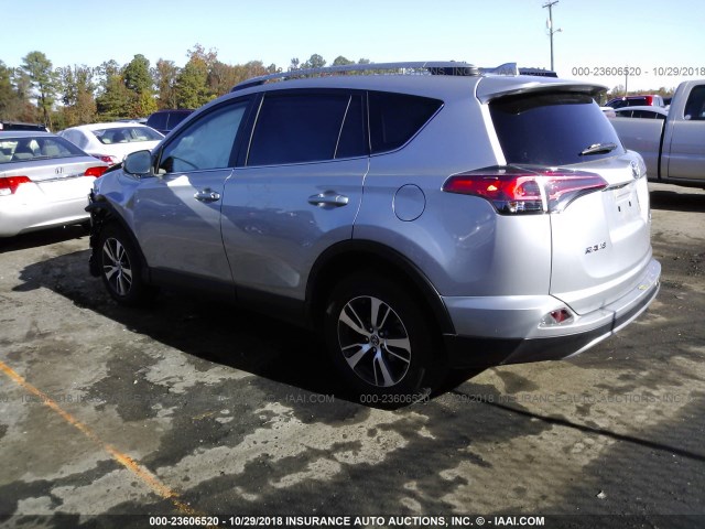 2T3RFREV7JW808793 - 2018 TOYOTA RAV4 ADVENTURE/XLE 银色 照片 3