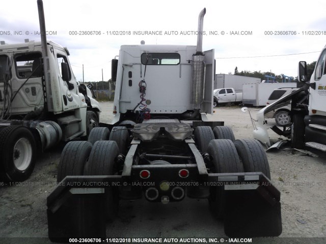 1FUJBBA802PJ88276 - 2002 FREIGHTLINER CONVENTIONAL ST120 WHITE photo 7