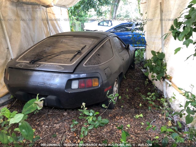 WPOJAO922CS821258 - 1982 PORSCHE 928 BLACK photo 4