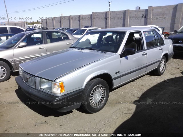 YV1JS8830P3138121 - 1993 VOLVO 940 SILVER photo 2