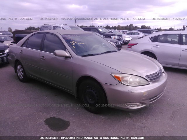 4T1BE32K12U068213 - 2002 TOYOTA CAMRY LE/XLE/SE TAN photo 1