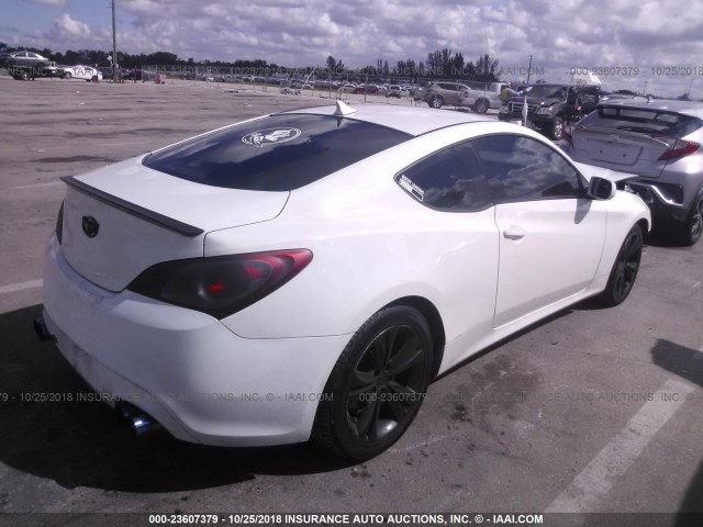 KMHHT6KD0BU058095 - 2011 HYUNDAI GENESIS COUPE 2.0T WHITE photo 4