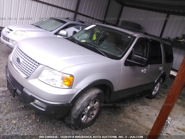 1FMFU16LX4LB80108 - 2004 FORD EXPEDITION XLT SILVER photo 2
