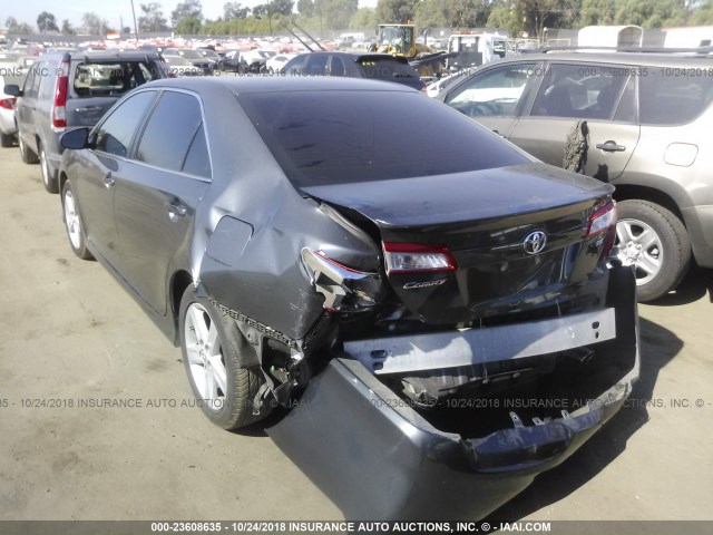 4T1BF1FK8CU162232 - 2012 TOYOTA CAMRY SE/LE/XLE GRAY photo 3