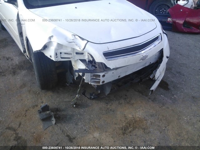 1G1ZC5E00CF105958 - 2012 CHEVROLET MALIBU 1LT WHITE photo 6