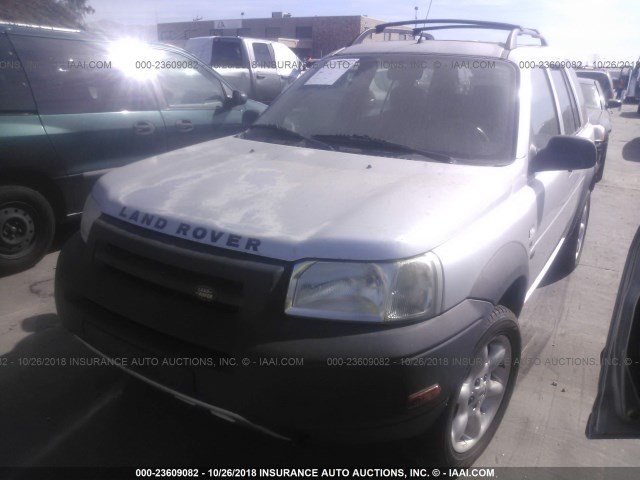 SALNY22213A230842 - 2003 LAND ROVER FREELANDER SE SILVER photo 2