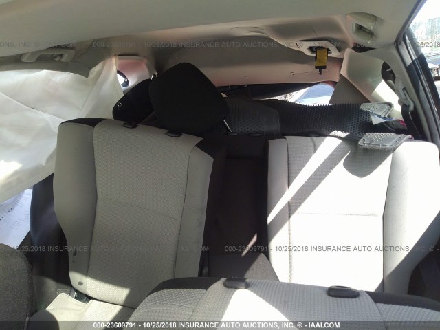 JTMWFREV2JJ159891 - 2018 TOYOTA RAV4 ADVENTURE/XLE Boz foto 8