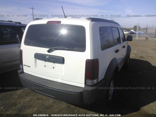 1D8GT28K98W191354 - 2008 DODGE NITRO SXT WHITE photo 4