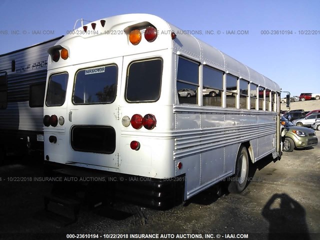 1GBG6P1B3HV102692 - 1987 CHEVROLET S6000 B6P042 Unknown photo 4