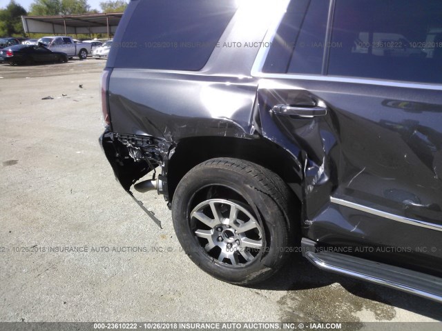 1GKS1CKJ1JR225235 - 2018 GMC YUKON DENALI GRAY photo 6