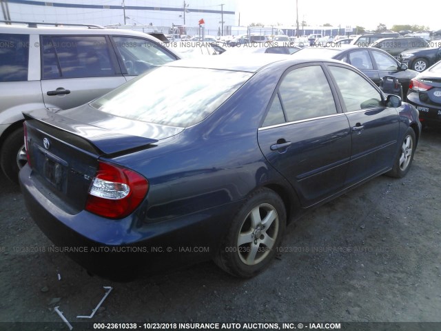 4T1BE32K34U279934 - 2004 TOYOTA CAMRY LE/XLE/SE BLUE photo 4