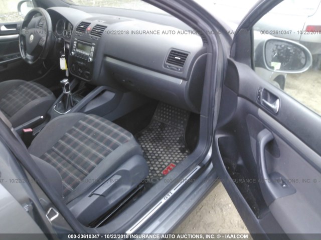 WVWGV71K27W223303 - 2007 VOLKSWAGEN NEW GTI GRAY photo 5