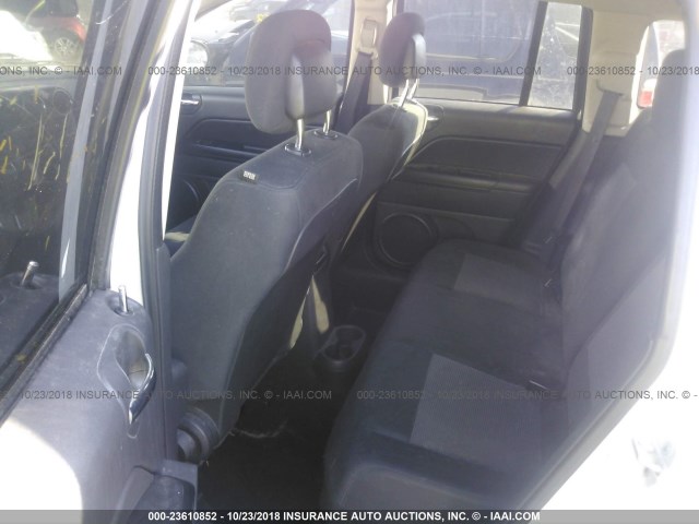 1C4NJDEB8CD584505 - 2012 JEEP COMPASS LATITUDE თეთრი ფოტო 8