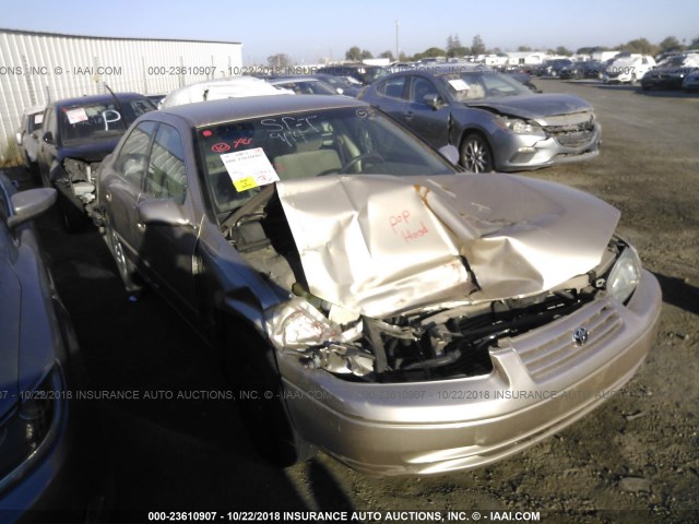 JT2BG22K3X0364513 - 1999 TOYOTA CAMRY LE/XLE BEIGE photo 1