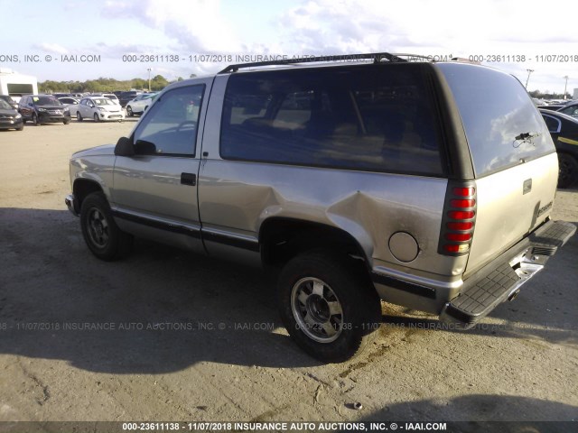 3GNEC18R8WG148298 - 1998 CHEVROLET TAHOE C1500 TAN photo 3