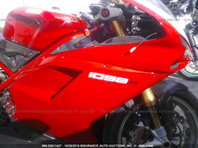 ZDM1XBHW98B016285 - 2008 DUCATI 1098 R RED photo 5