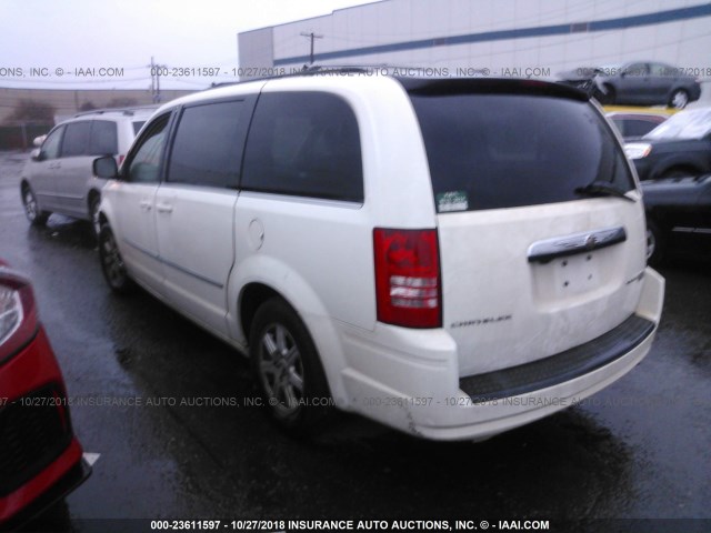 2A4RR5D15AR127597 - 2010 CHRYSLER TOWN & COUNTRY TOURING WHITE photo 3
