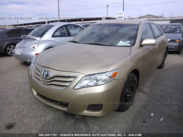 4T1BF3EK6BU692677 - 2011 TOYOTA CAMRY SE/LE/XLE TAN photo 2