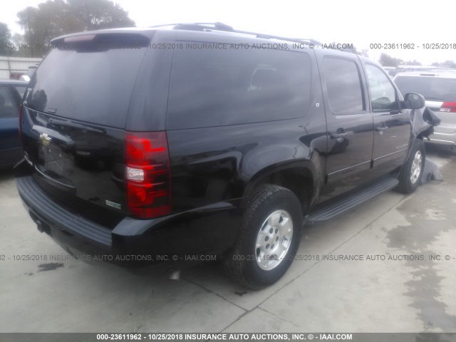 1GNSCJE00BR191567 - 2011 CHEVROLET SUBURBAN C1500 LT BLACK photo 4