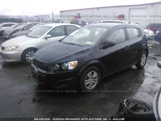 1G1JA6SH9C4122143 - 2012 CHEVROLET SONIC LS BLACK photo 2