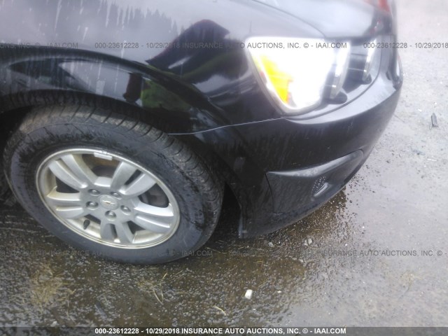 1G1JA6SH9C4122143 - 2012 CHEVROLET SONIC LS BLACK photo 6