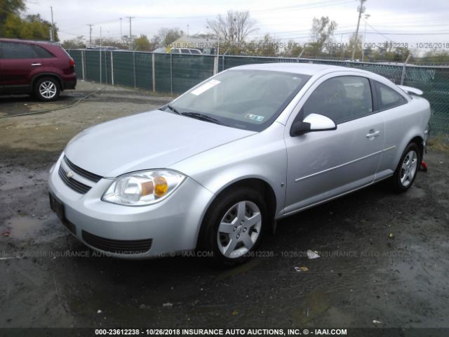 1G1AL15F977188140 - 2007 CHEVROLET COBALT LT SILVER photo 2