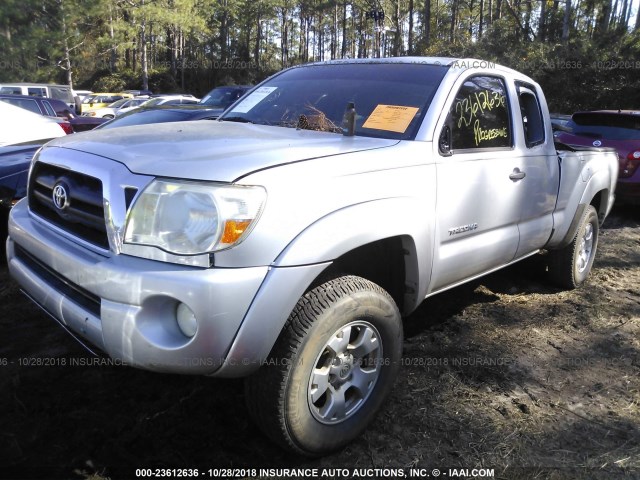5TEUU42N57Z344827 - 2007 TOYOTA TACOMA ACCESS CAB ვერცხლისფერი ფოტო 2