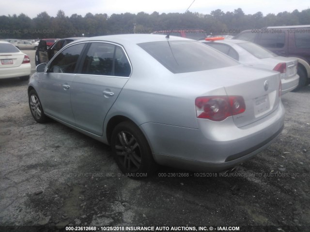 3VWEF81K07M077989 - 2007 VOLKSWAGEN JETTA WOLFSBURG 银色 照片 3