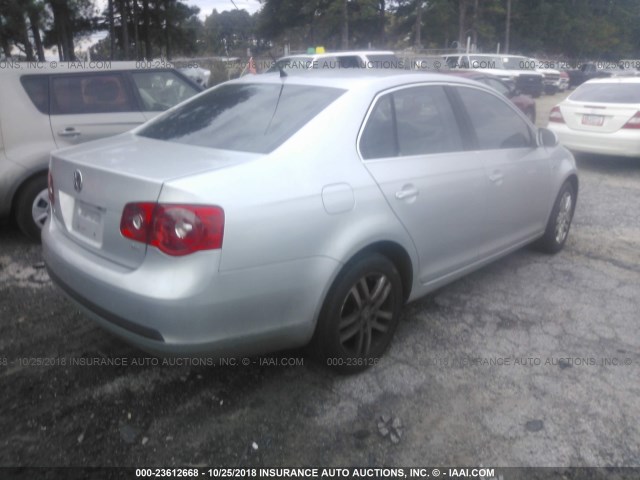 3VWEF81K07M077989 - 2007 VOLKSWAGEN JETTA WOLFSBURG 银色 照片 4