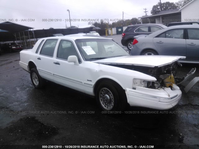 1LNLM81W4VY686423 - 1997 LINCOLN TOWN CAR EXECUTIVE WHITE photo 1