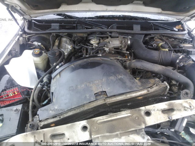 1LNLM81W4VY686423 - 1997 LINCOLN TOWN CAR EXECUTIVE WHITE photo 10