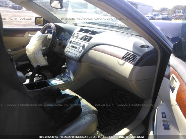 4T1FA38P76U093428 - 2006 TOYOTA CAMRY SOLARA SE/SLE შავი ფოტო 5