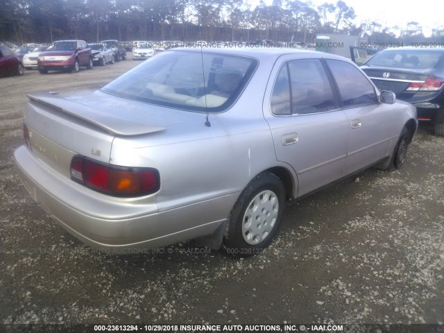 JT2BG12K8T0415556 - 1996 TOYOTA CAMRY DX/LE/XLE TAN photo 4