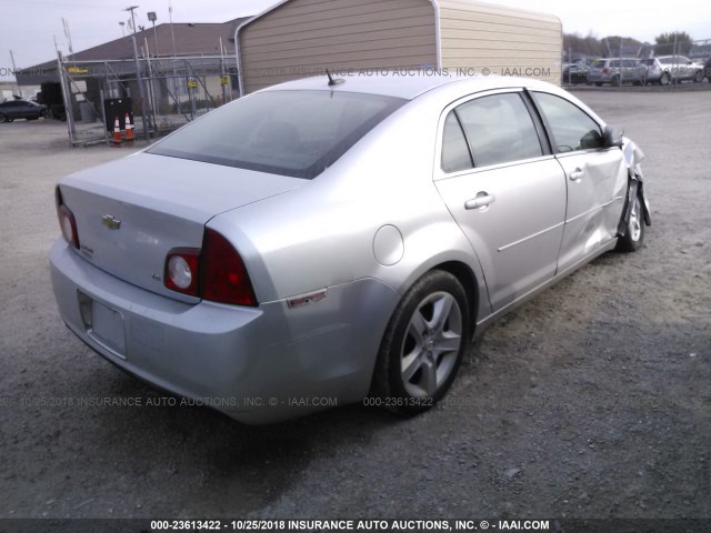 1G1ZG57B794212772 - 2009 CHEVROLET MALIBU LS Gümüş foto 4