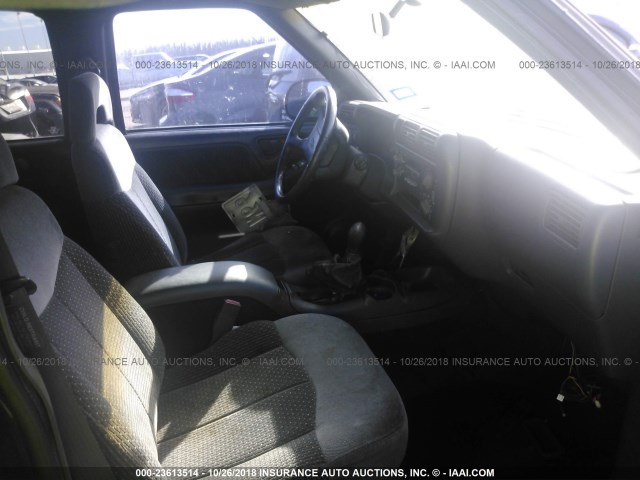 1GKCS13W0V2525783 - 1997 GMC JIMMY Siyah fotoğraf 5