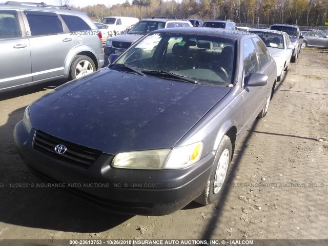 4T1BG22K1VU134882 - 1997 TOYOTA CAMRY CE/LE/XLE 灰色 照片 6