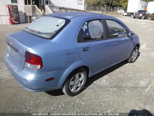 KL1TD52655B428410 - 2005 CHEVROLET AVEO LS BLUE photo 4